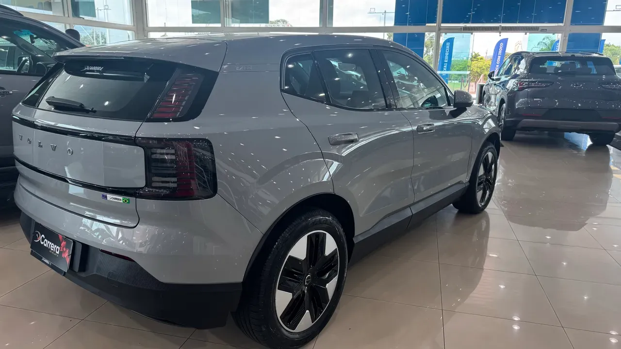 Volvo EX30 - Imagem 5