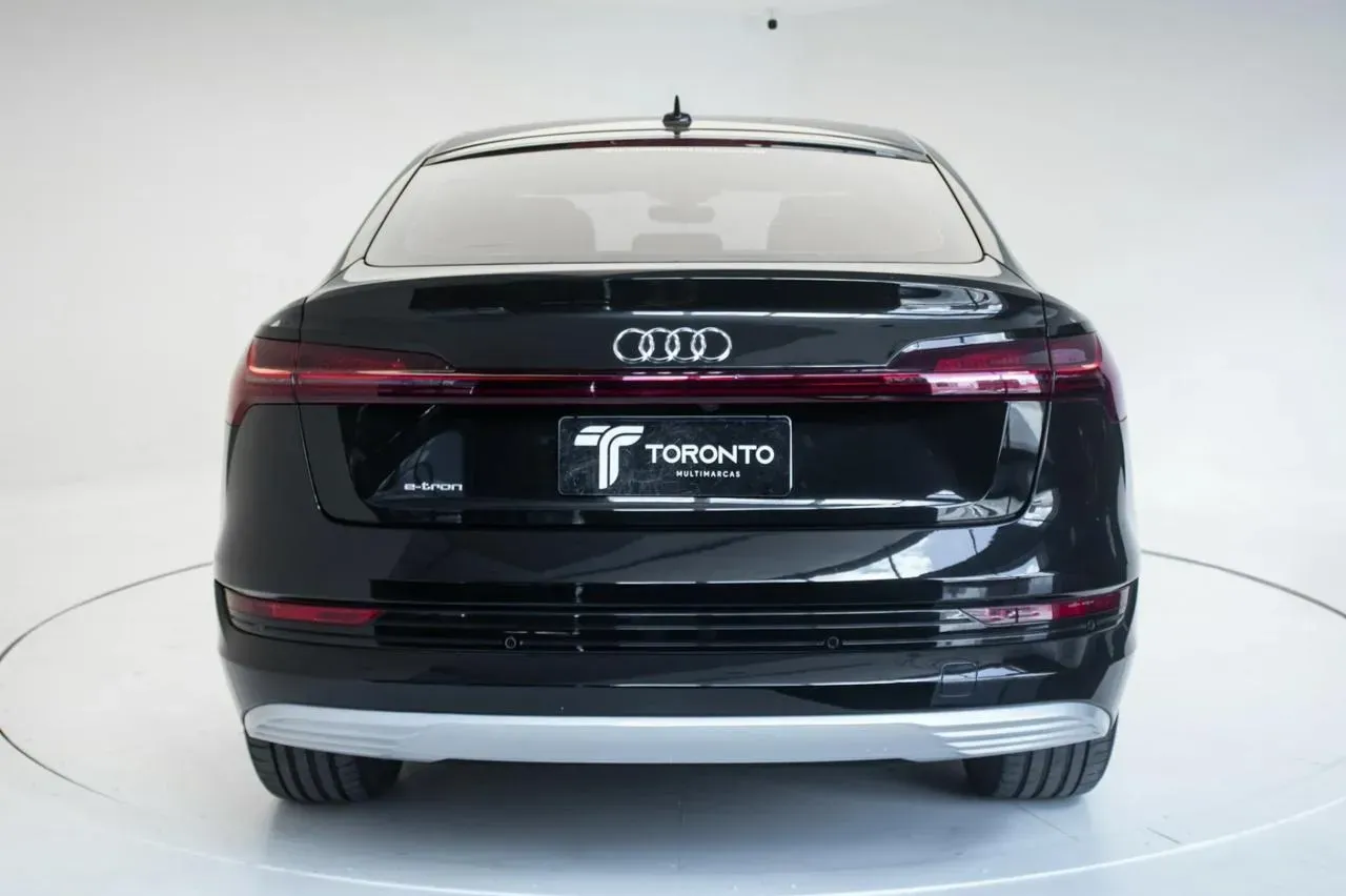 Audi E-tron Sportback - Imagem 6