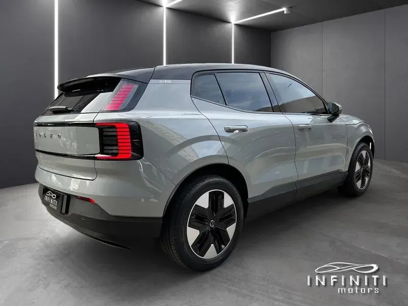 Volvo EX30 - Imagem 3