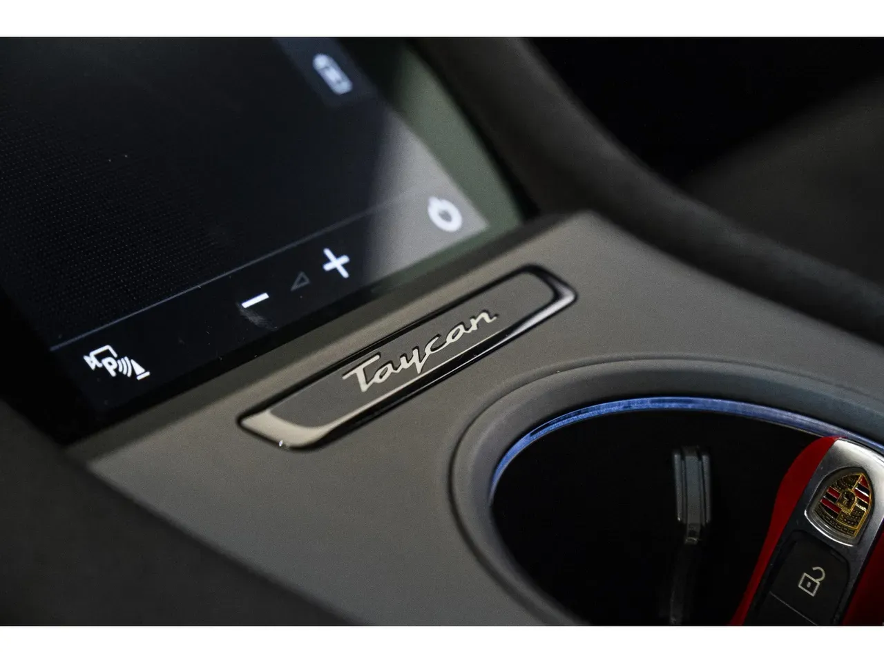 Porsche Taycan - Imagem 9