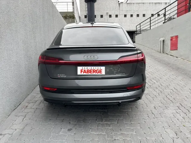 Audi E-tron Sportback - Imagem 6