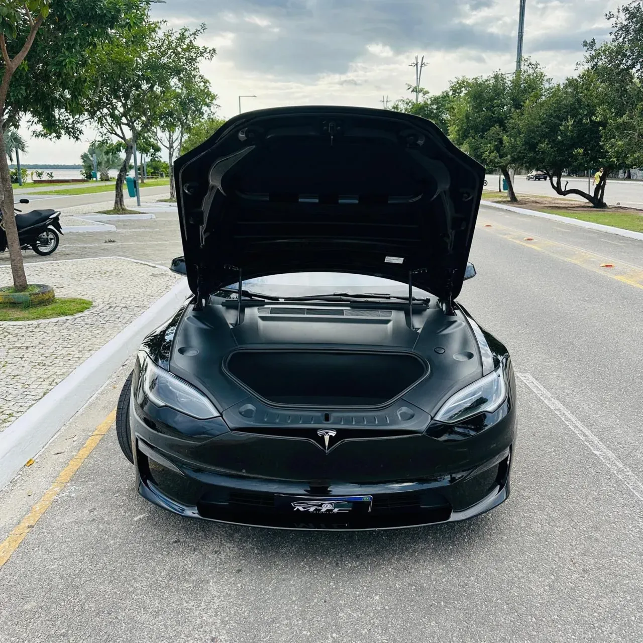 Tesla Model S - Imagem 5