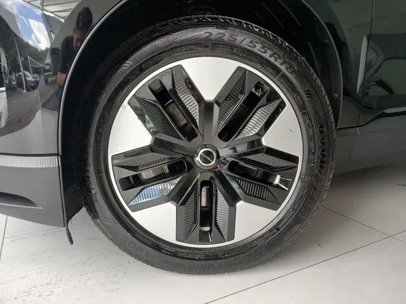 Volvo EX30 - Imagem 5