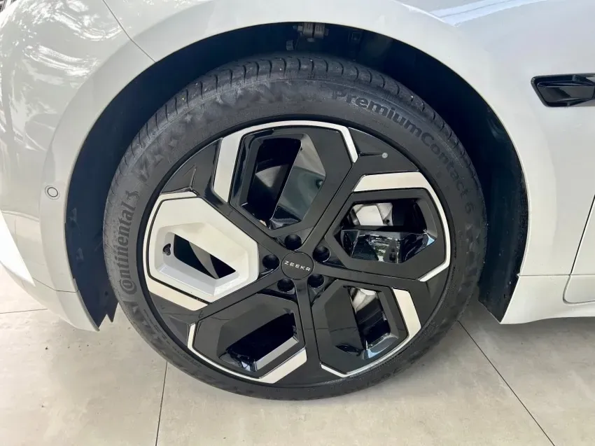 Zeekr 001 - Imagem 6