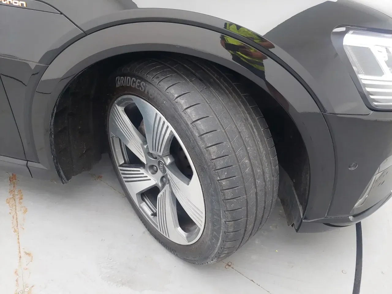 Audi E-tron Sportback - Imagem 13