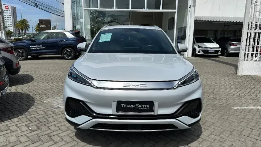Foto de um byd yuan plus