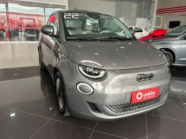 Foto de um fiat 500e