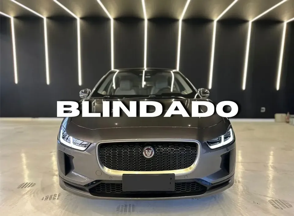 Foto de um jaguar i-pace