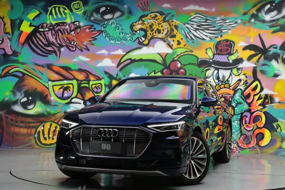 Foto de um audi e-tron