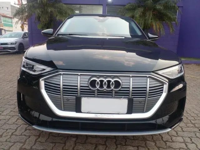Foto de um audi e-tron