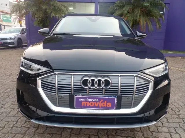 Foto de um audi e-tron