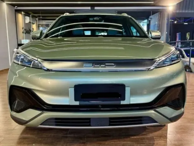 Foto de um byd yuan plus