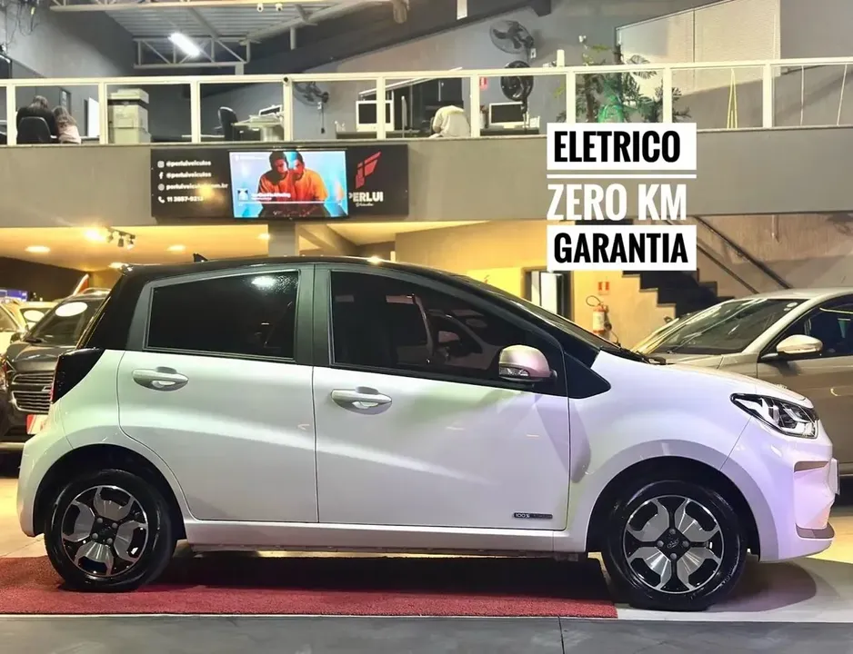 Foto de um jac e-js1