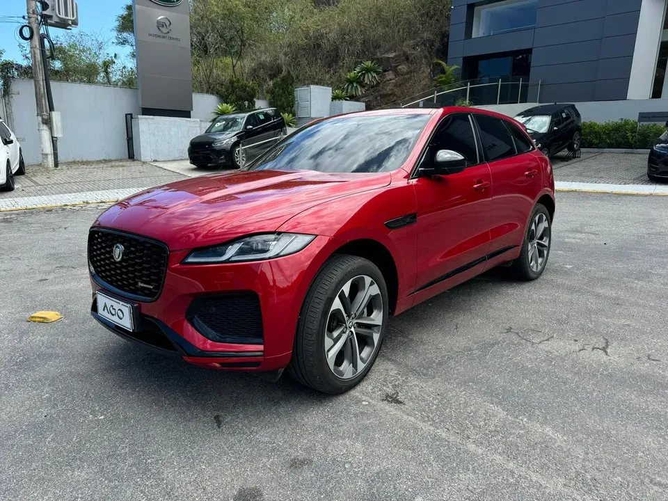 Foto de um jaguar i-pace