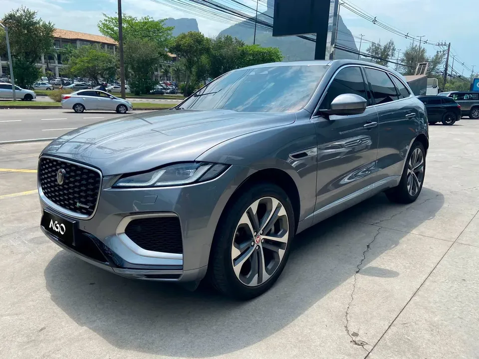 Foto de um jaguar i-pace