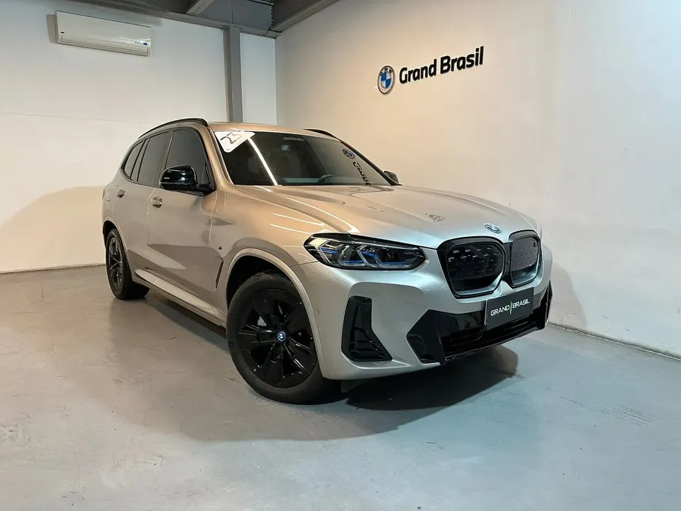 Foto de um bmw ix3