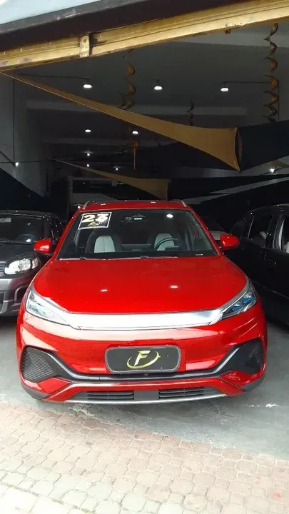 Foto de um byd yuan plus