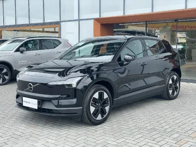Foto de um volvo ex30