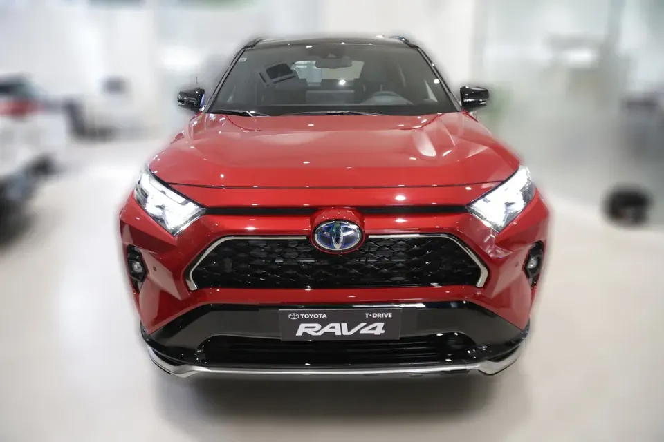 Foto de um toyota rav4 prime