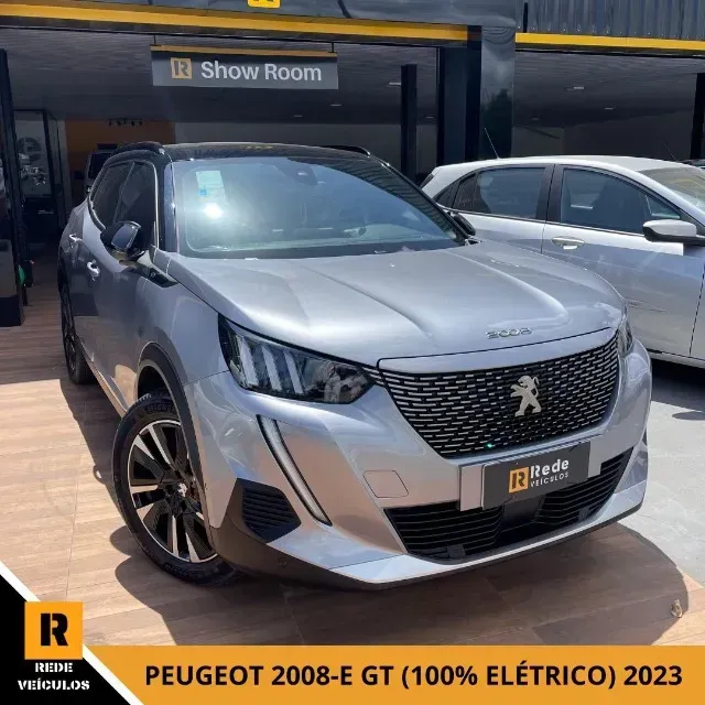 Foto de um peugeot e-2008