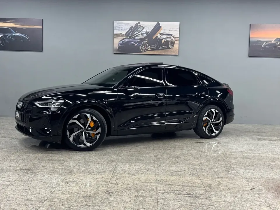 Foto de um audi e-tron sportback