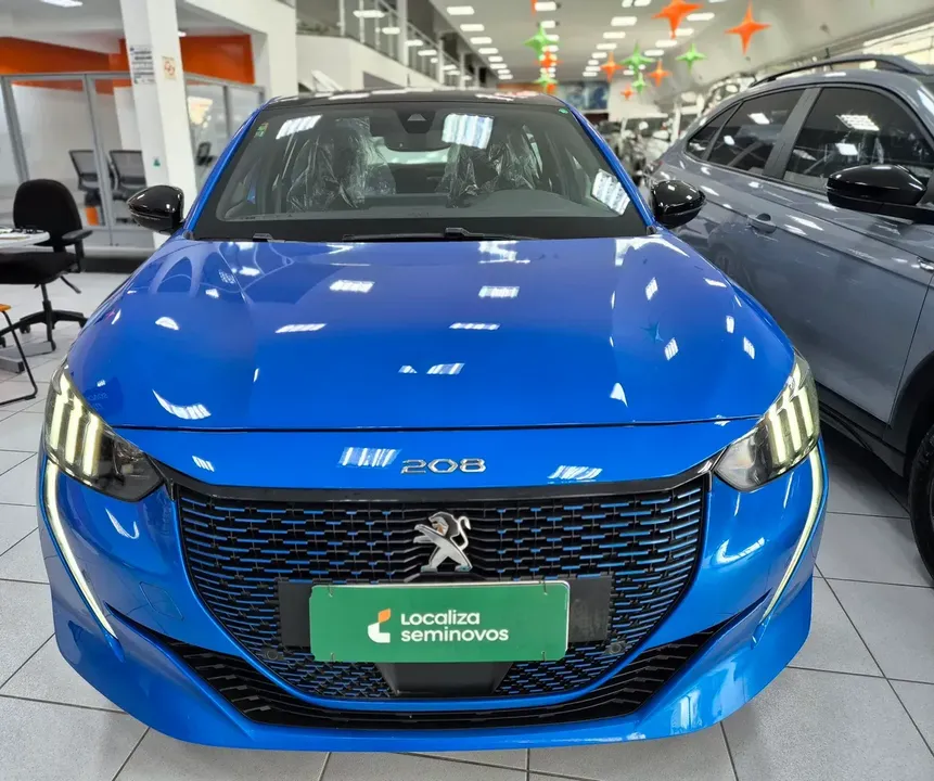 Foto de um peugeot e-208