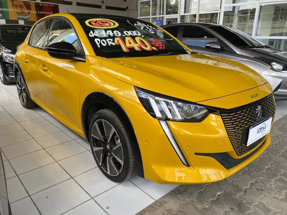 Foto de um peugeot e-208