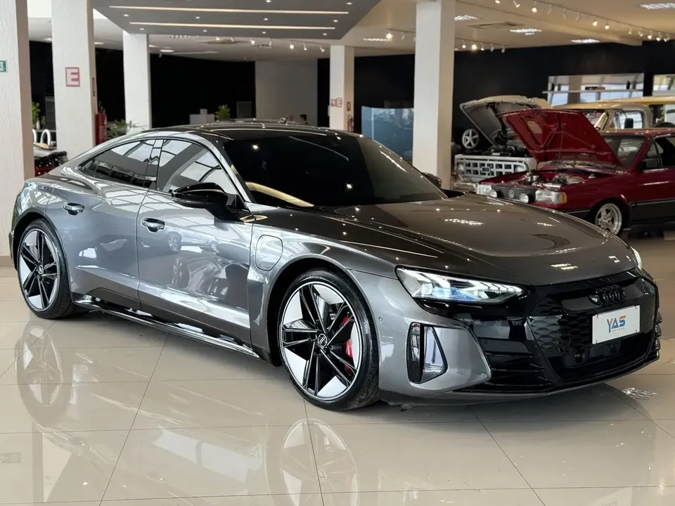 Foto de um audi rs e-tron gt