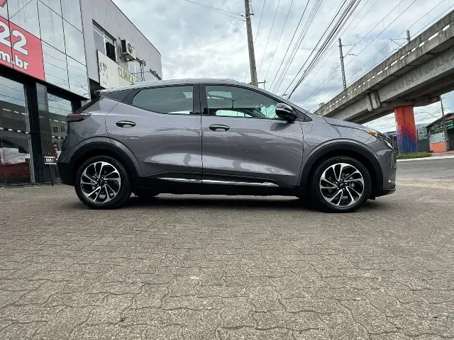 Foto de um chevrolet bolt ev