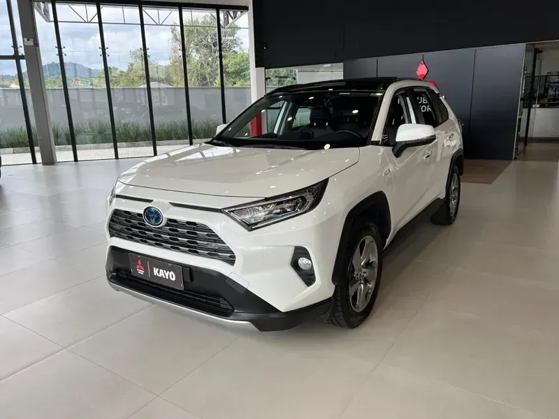 Foto de um toyota rav4 prime