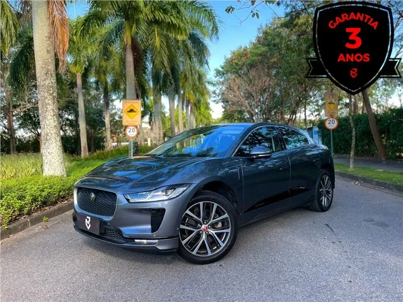 Foto de um jaguar i-pace