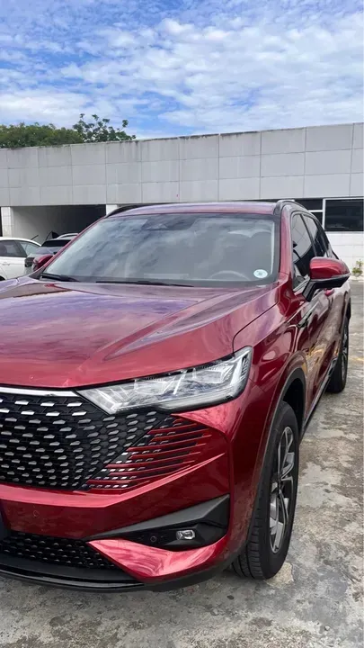 Foto de um gwm haval h6 plug-in hybrid