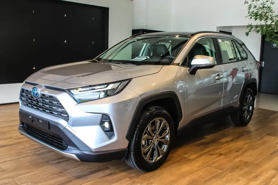 Foto de um toyota rav4 prime