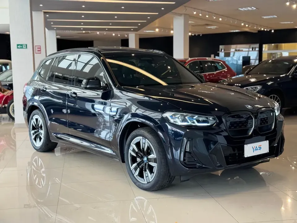 Foto de um bmw ix3