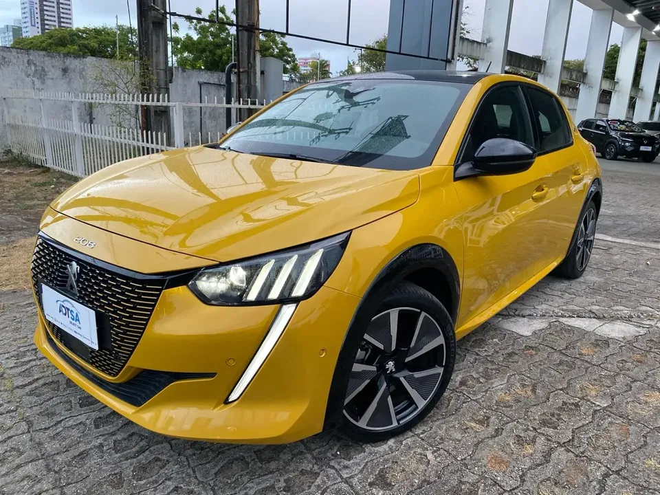 Foto de um peugeot e-208