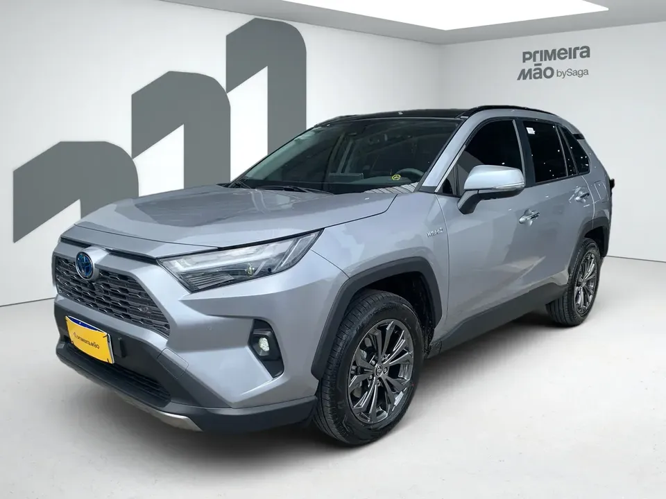 Foto de um toyota rav4 prime