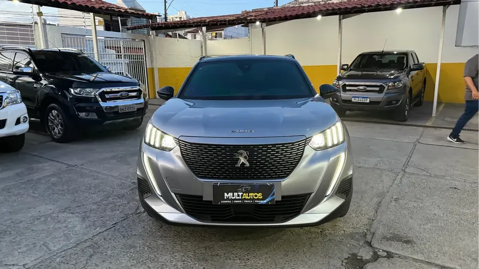 Foto de um peugeot e-2008