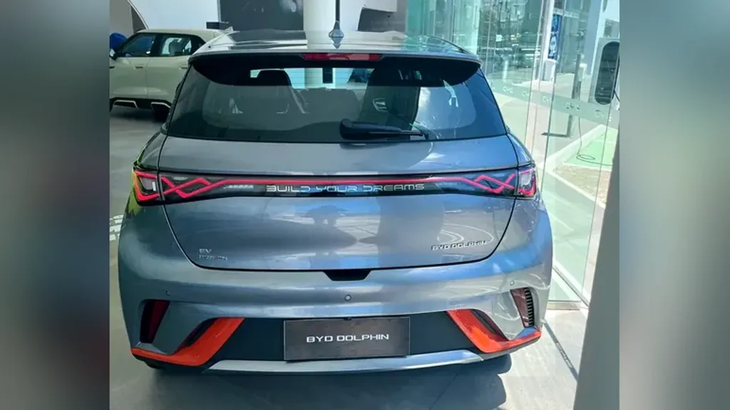 BYD Dolphin