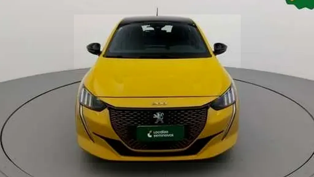Foto de um peugeot e-208