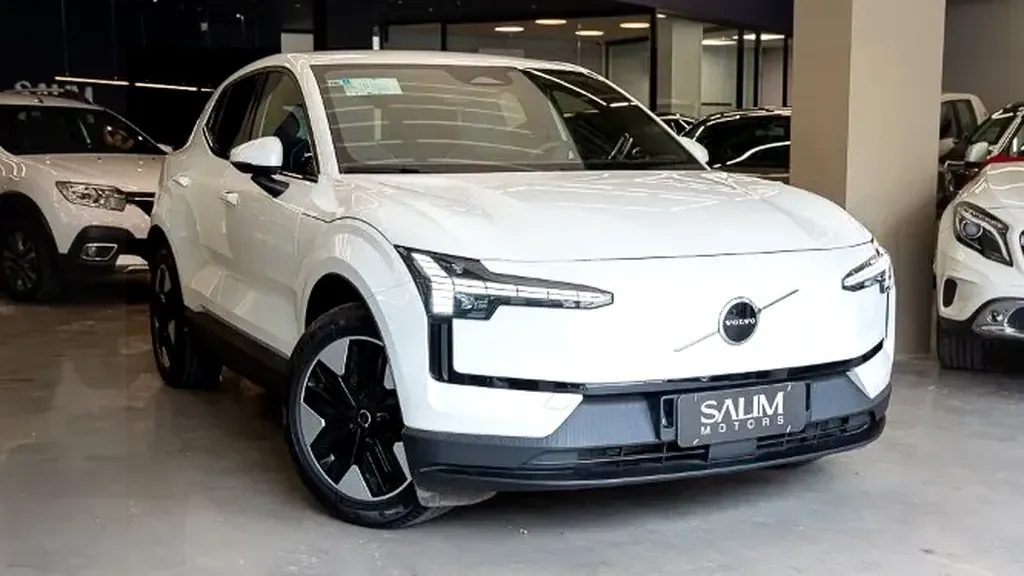 Volvo EX30