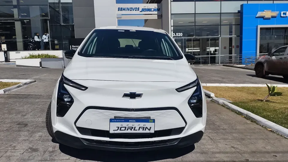 Foto de um chevrolet bolt ev