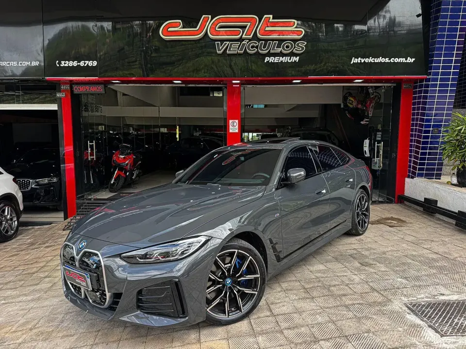 Foto de um bmw i4 edrive40