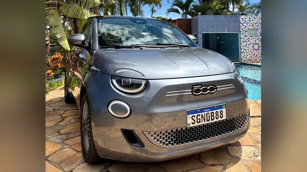 Foto de um fiat 500e
