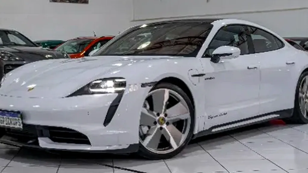 Porsche Taycan