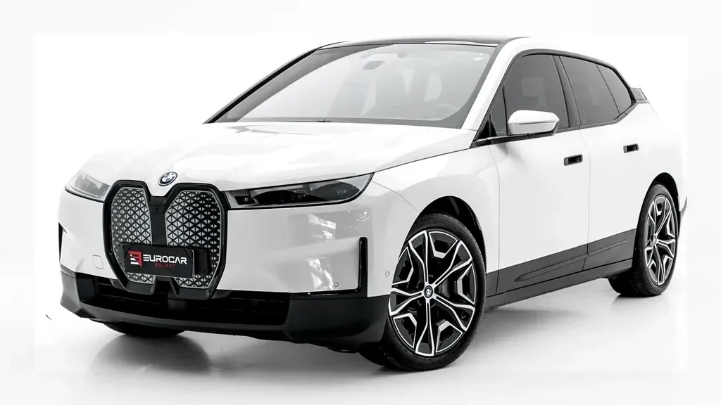 Foto de um bmw ix