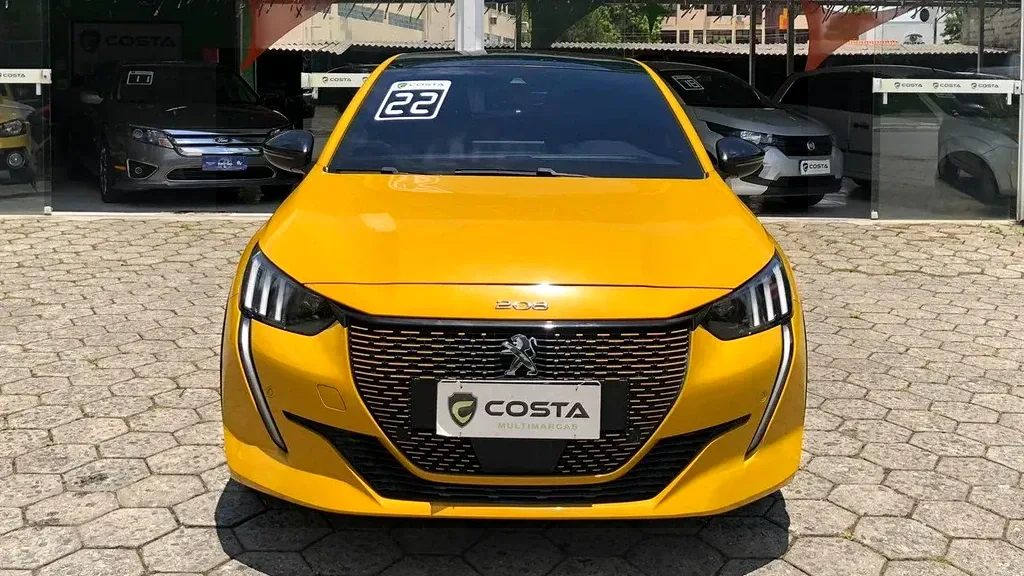 Foto de um peugeot e-208