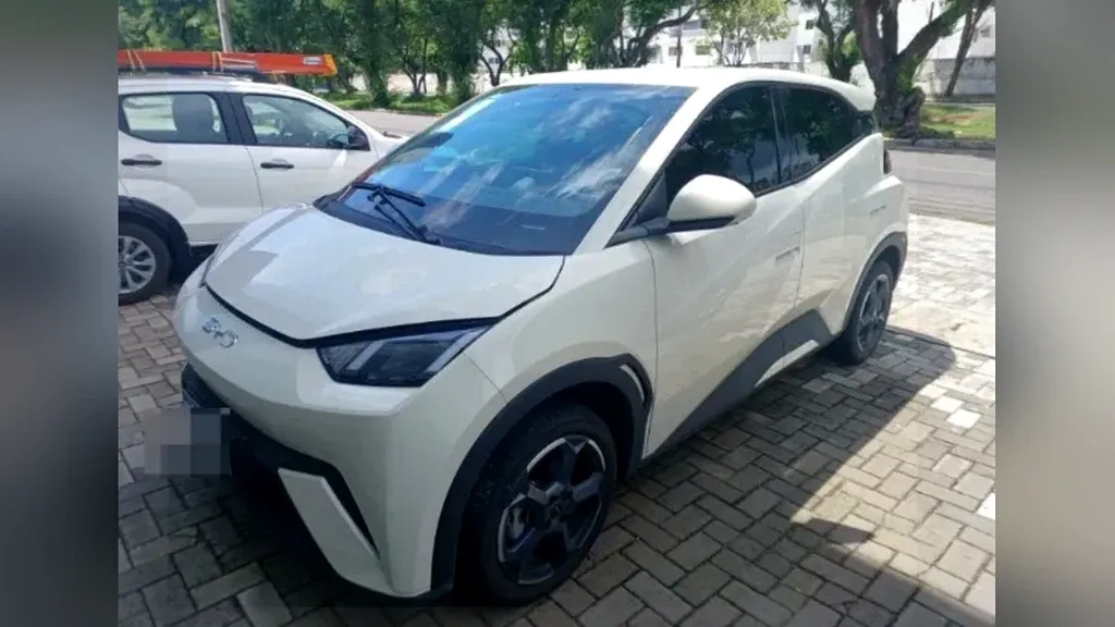 BYD Dolphin