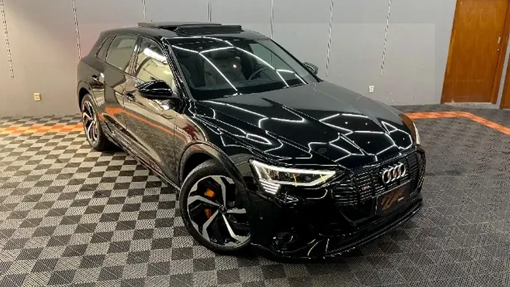 Foto de um audi e-tron