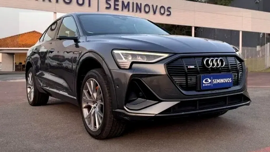 Foto de um audi e-tron