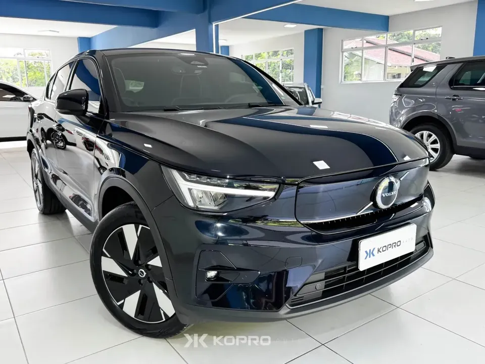 Foto de um volvo c40 recharge